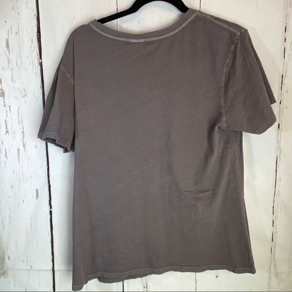 Disney Sz Large Grey Villian Tshirt NEW - Picture 2 of 7